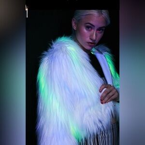 2LT SPARK THE LIGHT FAUX FUR COAT